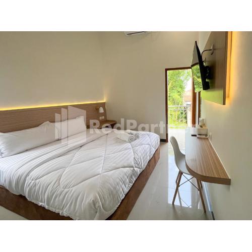 JENGGO Riverside Mitra RedDoorz near Kampung Inggris Pare