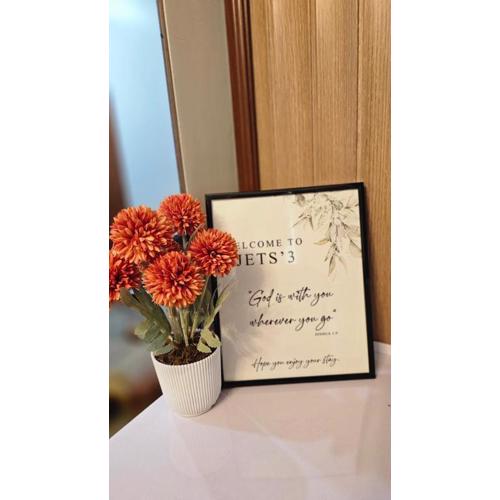 JETS'3 Condo Rentals