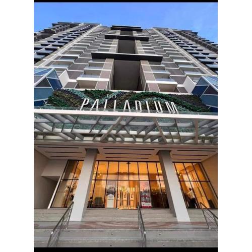 Jhezzstuffs staycation