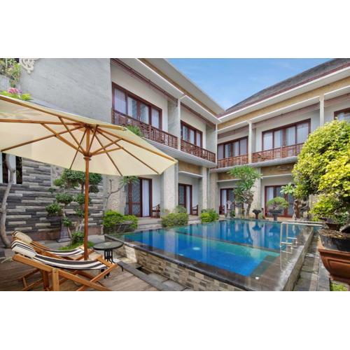 Jineswari Kuta by Kamara