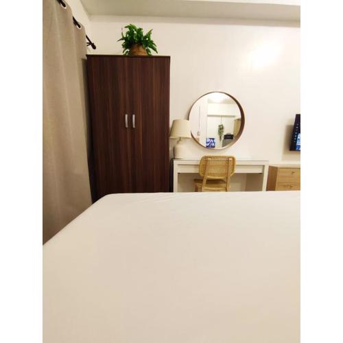 Jinh's Abi staycations