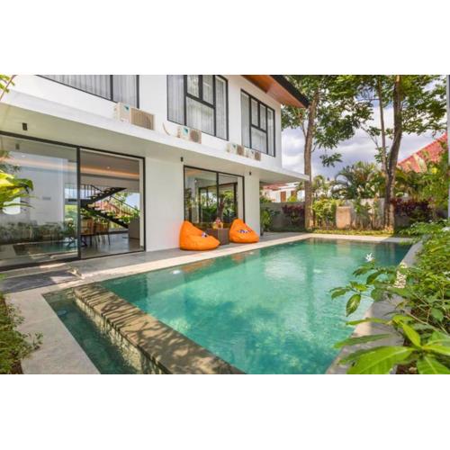 Jitaksara 4 BR Private Pool Villa ZN141