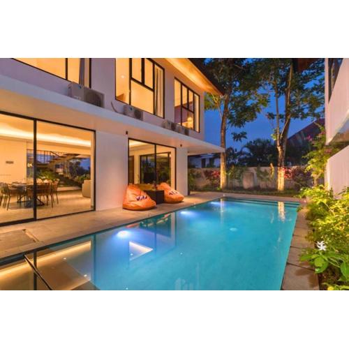 Jiwatrisna 6 BR Private Pool Villa ZN143
