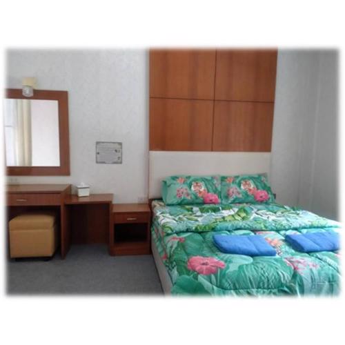 ศูนย์ฝึกอบรมสวนสัตว์เปิดเขาเขียว JJJ