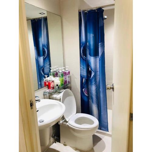 Jn staycation urban azure