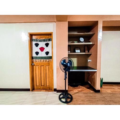 JO-ZA-NA's Hostel(bed and breakfast)