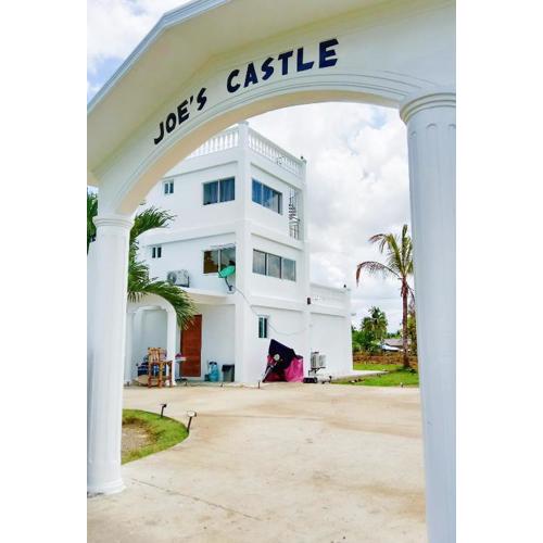 JOE'S CASTLE