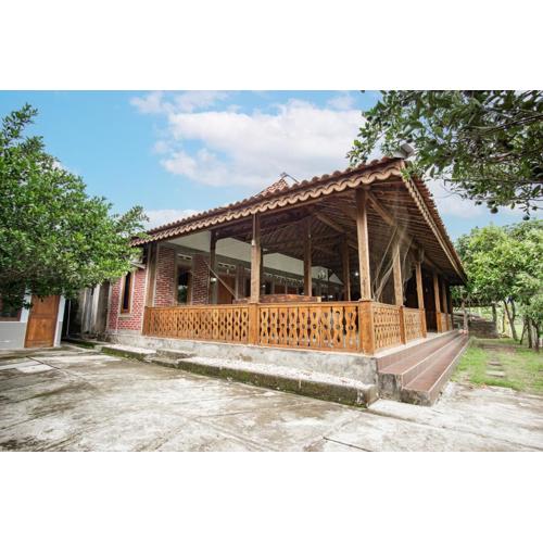 Joglo Ndalem Sabine Syariah