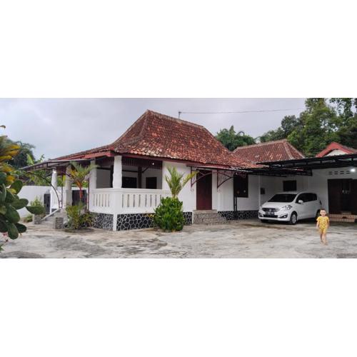 Joglo Sempu Homestay Jogja