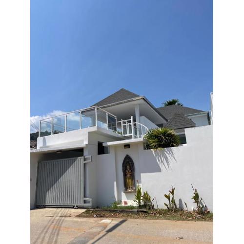 John’s pool villa Rawai