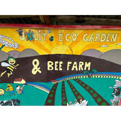 Jolits EcoGarden Hostel