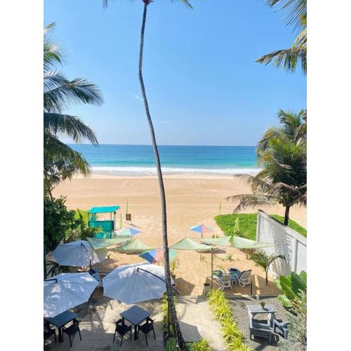 Josan Villa with a Glorious Beach and Sea View