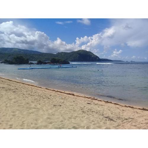 JoSurfInn, Puraran Beach