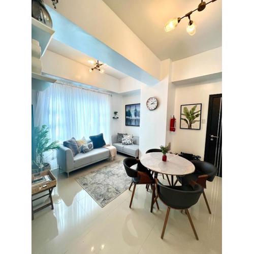 jovi's Condo one pavilion place