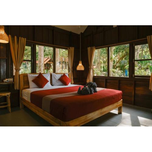 JOY Bungalow Resort and Restaurant