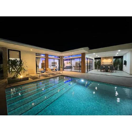 Joy Villa - Luxury 4 bedroom villa