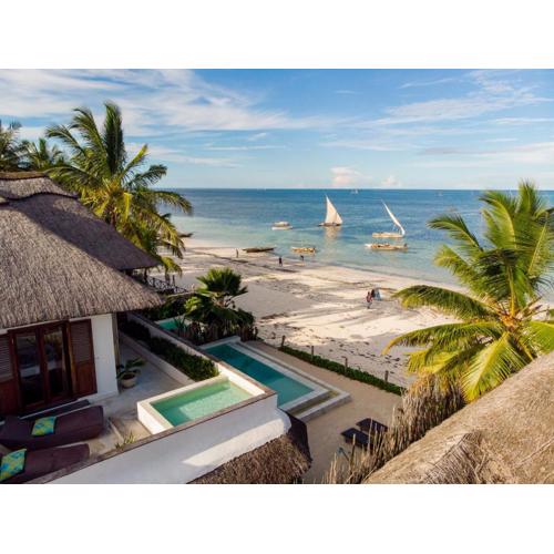 Joya' Beach Suites & Villa