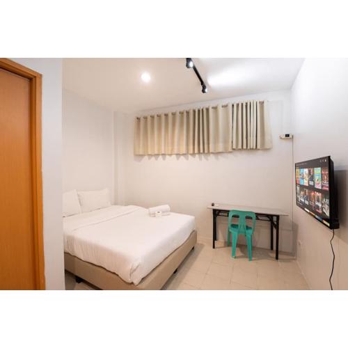 JP Santiago Studio Makati J303