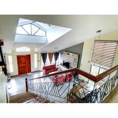 JResidences - 5 Bedrooms Cozy Home