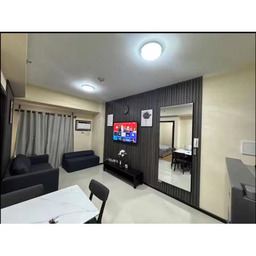 JRM Staycation The Radiance Manila Bay Sunset with Pay Parking