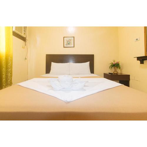 J&T Jamich Suites by RedDoorz