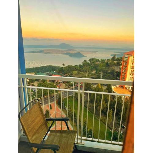 JT Tagaytay Suites