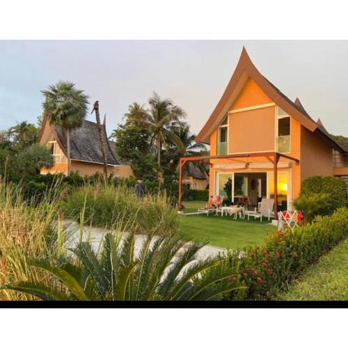 Juga Beach Front Villa Koh Chang