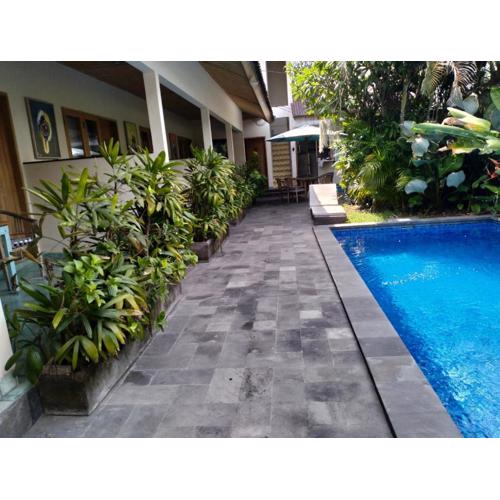 Jukung Dua Guest House