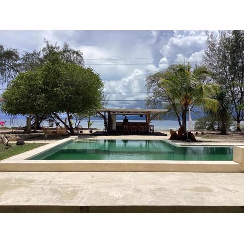 Juliantos by the sea