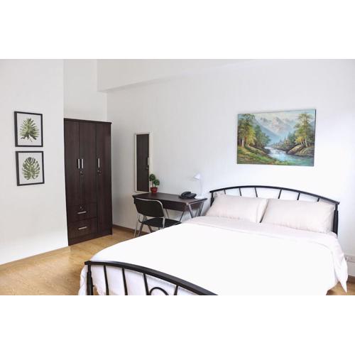 Julias Cozy Mountain Condo Couples Getaway