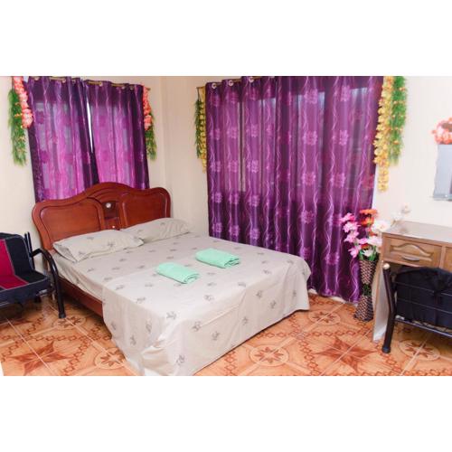 Julz Tropical Apartments