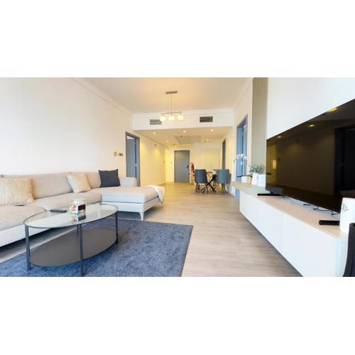 Jumeriah Lake Tower (JLT)-(LAKE VIEW)