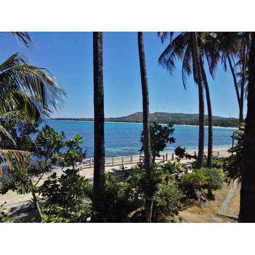 Jun and Carol Beach Cottages