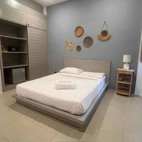 jungle pad accomodation