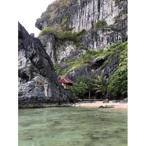 Just Inn2 beachfront