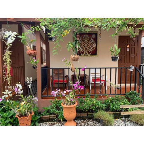 K Khan Garden at Chiang Khan Walking Street