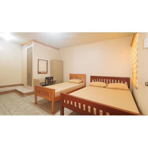 Kababayan Pensione House by RedDoorz