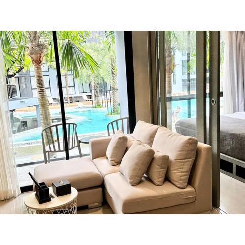 Kamala Beach P15 Pool view Suite