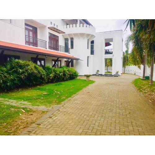 Kamatha Hotel & Restaurant