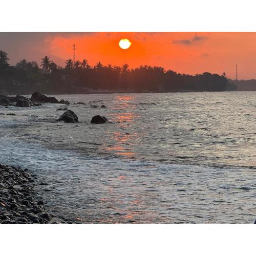 Kampung Kecil Beach Front Boutique Hotel