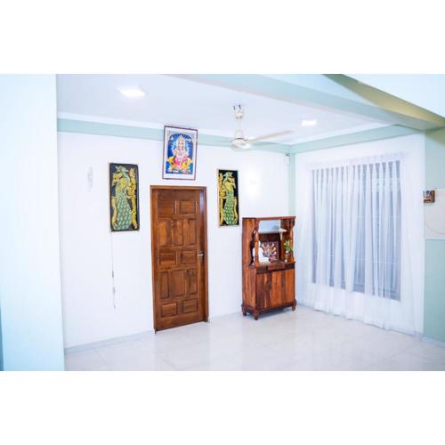 Kanapathiy Rest House