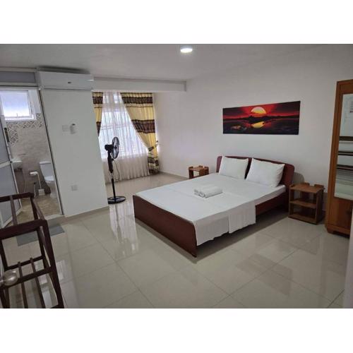 Kandy Panoramic MPM Deluxe suit Airconditioned-4B1