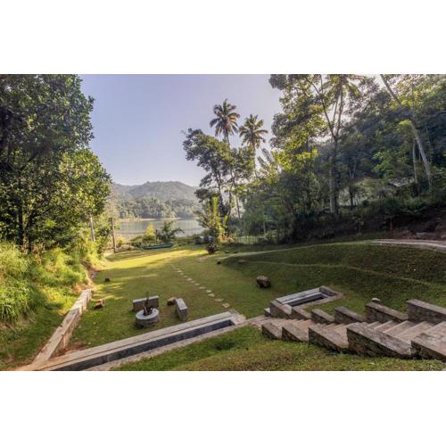 Kandy, River Moon Cabin