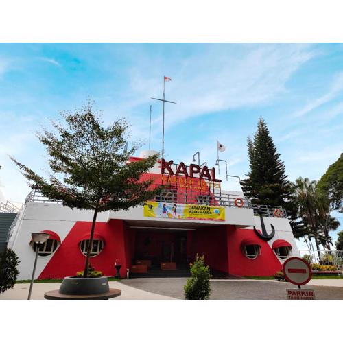 Kapal Garden Hotel at Rekreasi Sengkaling