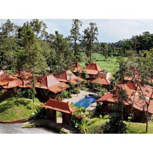Karenina Agung Resort Semarang