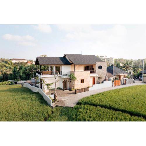 Kari Senja Ricefield View Villa