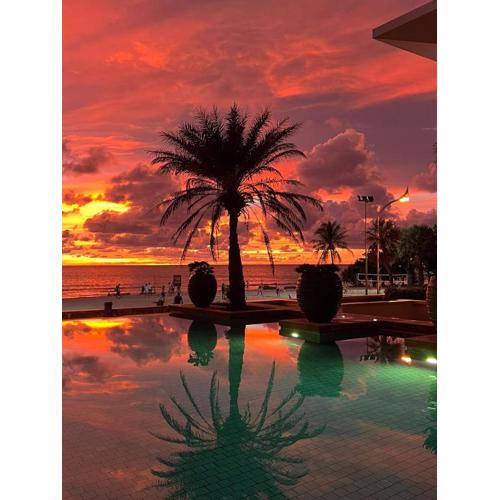 Karon Sea View Beach Apartment