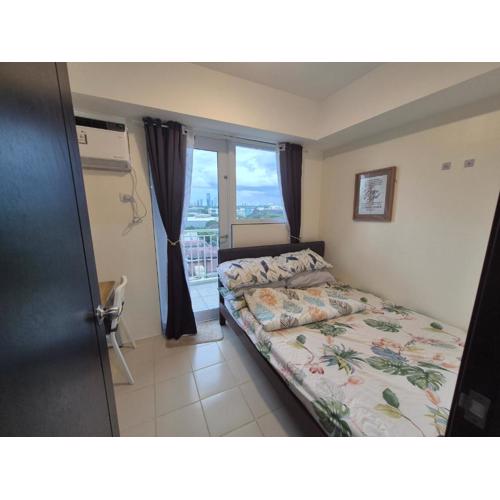 Kasara Urban Resort Elly's Pad with balcony