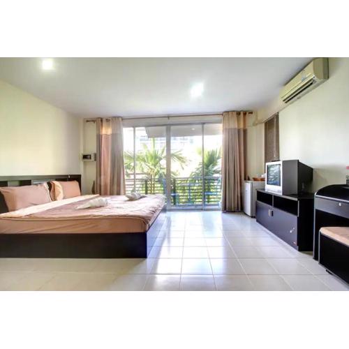 Kata Beach Guesthouse