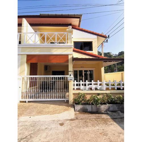 Kata beach townhouse